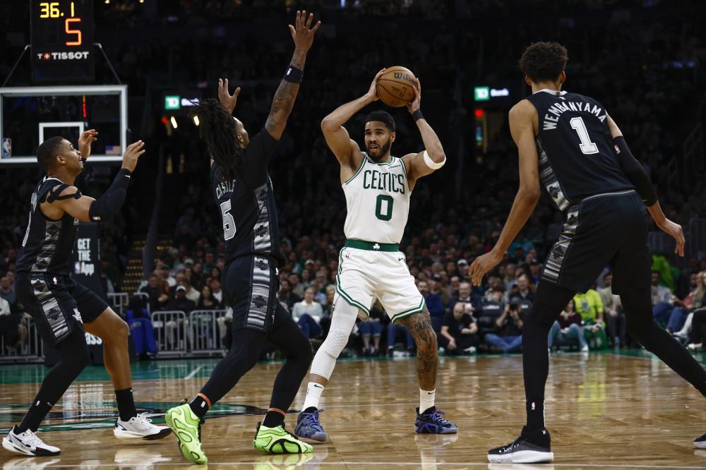 连续缺席大 连续缺席大