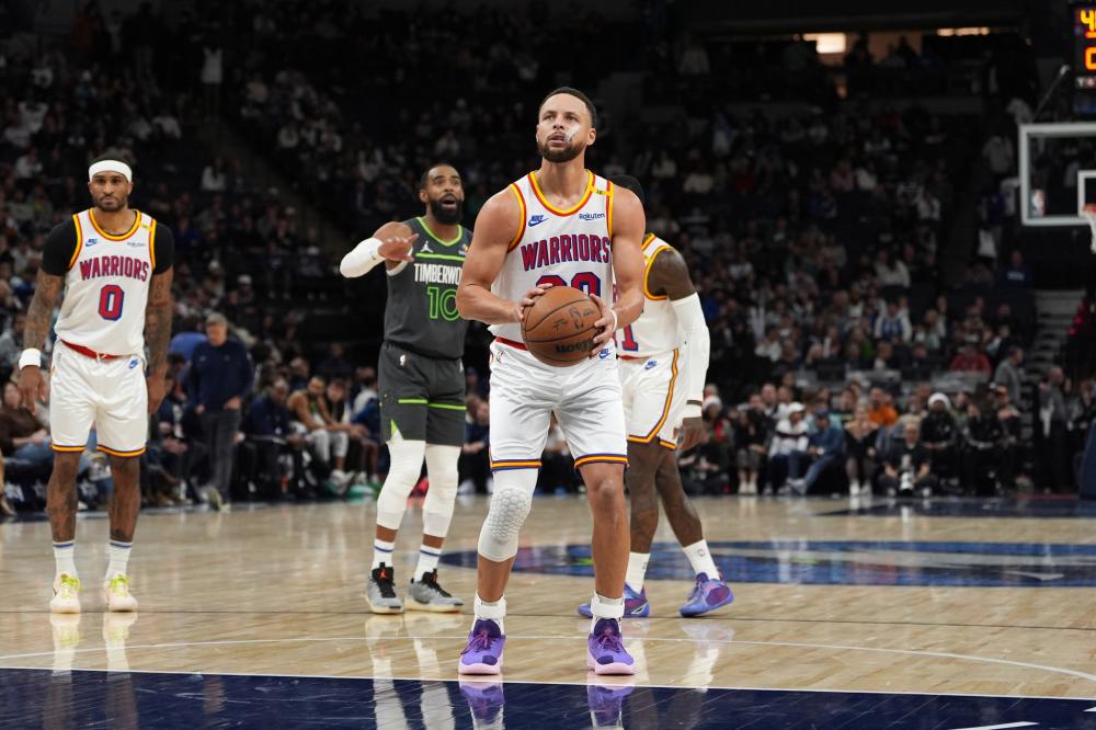 现出令人惊 现出令人惊