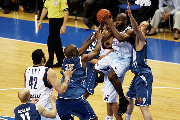 赛场仍旧会 赛场仍旧会