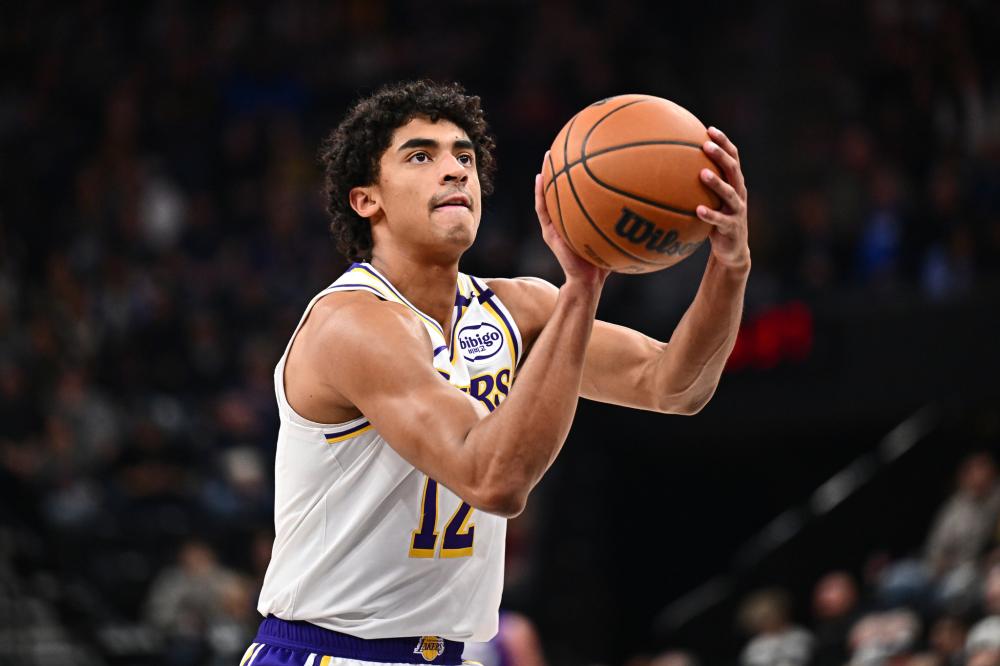 姆巴佩与亚 姆巴佩与亚